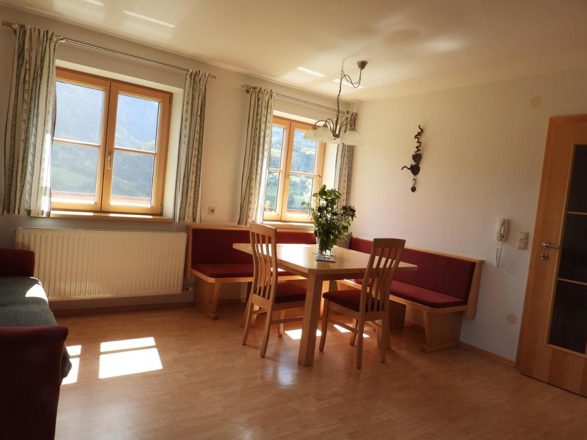 Bio-Bauernhof Einberghof Appartement Pfarrwerfen Buitenkant foto