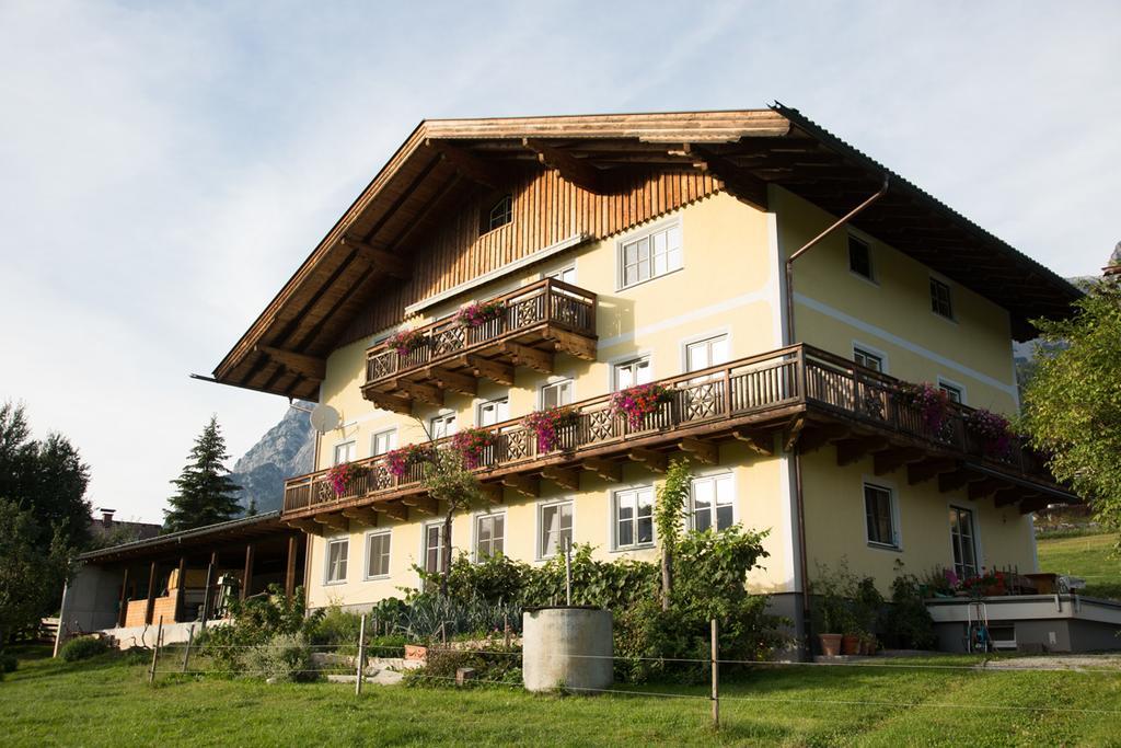 Bio-Bauernhof Einberghof Appartement Pfarrwerfen Buitenkant foto